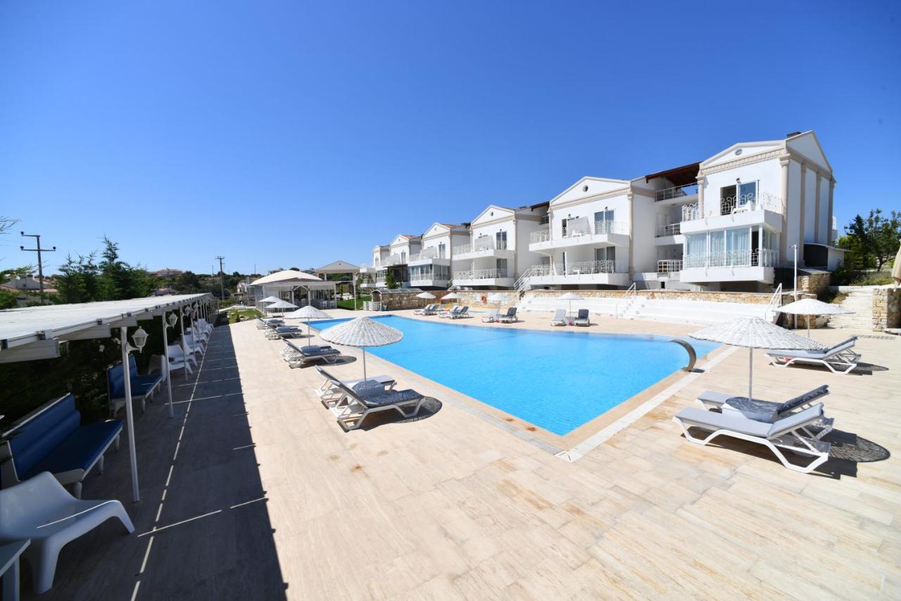 Aria Cesme Отель *